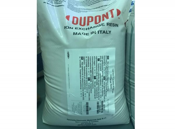 Ионообменная смола пищевой катионит TAPTEC HCRSS Na DUPONT 25 л 20 кг Италия